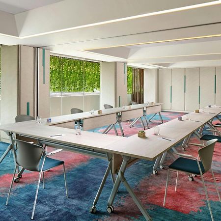 Aloft Bali Kuta At Beachwalk Екстер'єр фото
